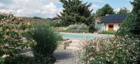 11_Spaziergang_mit_Rosenduft-Rosengarten-Duftgarten-Poolbereich-Galabau-Leipzig