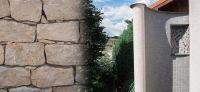 22_Spaziergang_mit_Rosenduft-Rosengarten-Duftgarten-Poolbereich-Aussendusche-Galabau-Leipzig
