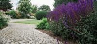 29_Spaziergang_mit_Rosenduft-Rosengarten-Duftgarten-Wegebau-Mauerbau-Galabau-Leipzig